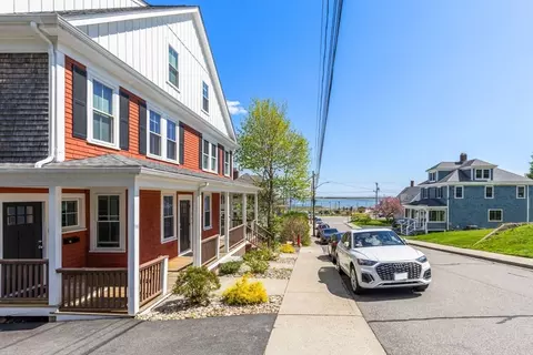 5 Stephens St #2A, Plymouth, MA 02360