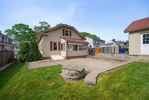 Exterior - 488 Montgomery St, Fall River, MA 02720 photo 9 of 12