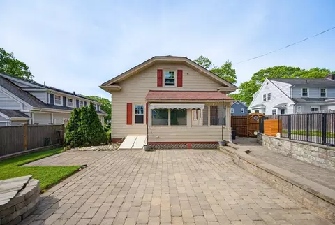 Exterior - 488 Montgomery St, Fall River, MA 02720 photo 6 of 12