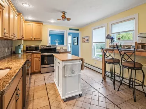 20 Brandes St, Webster, MA 01570 photo 10