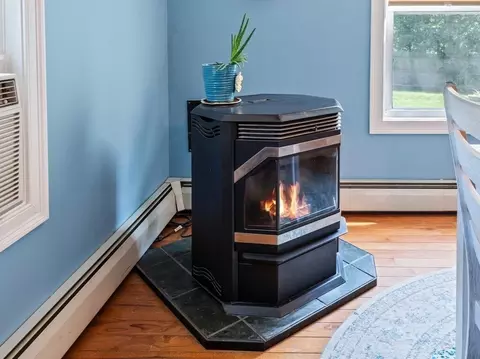 20 Brandes St, Webster, MA 01570 photo 16