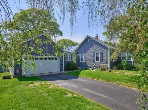 20 Brandes St, Webster, MA 01570 photo 2