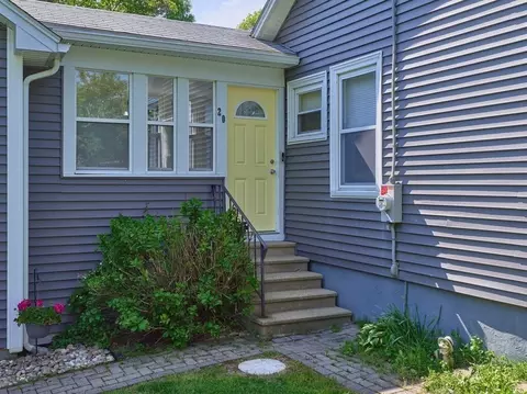 20 Brandes St, Webster, MA 01570 photo 3