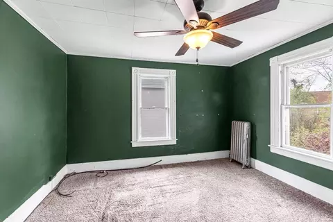 Bedroom - 38 Phoenix St, Springfield, MA 01104 photo 2 of 5