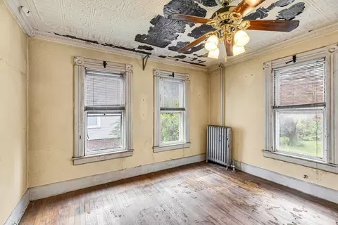 Bedroom - 38 Phoenix St, Springfield, MA 01104 photo 1 of 5