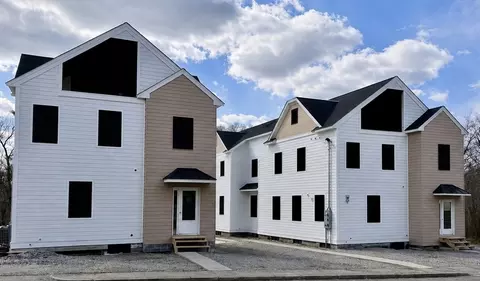 315 Langley Rd #A, Newton, MA 02459