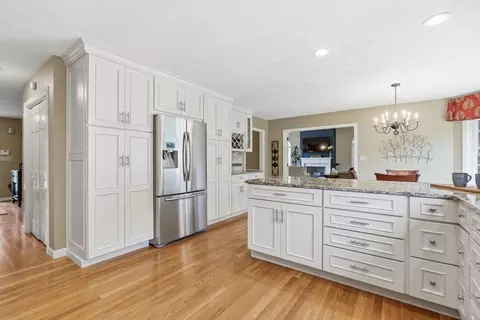 187 Sanborn Ln, Reading, MA 01867 photo 10
