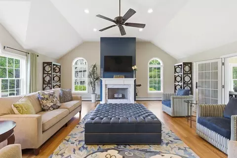 187 Sanborn Ln, Reading, MA 01867 photo 15
