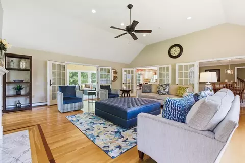 187 Sanborn Ln, Reading, MA 01867 photo 5