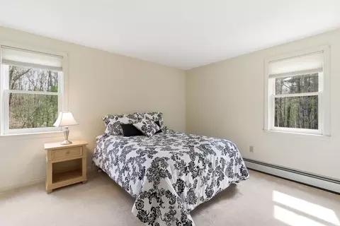 Bedroom - 25 Buttonwood Dr, Derry, NH 03038 photo 3 of 4