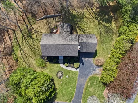 View/Area - 25 Buttonwood Dr, Derry, NH 03038 photo 2 of 3