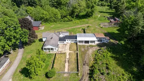 440 N Woodstock Rd, Southbridge, MA 01550