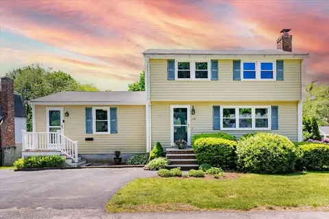 146 Hobart St, Danvers, MA 01923