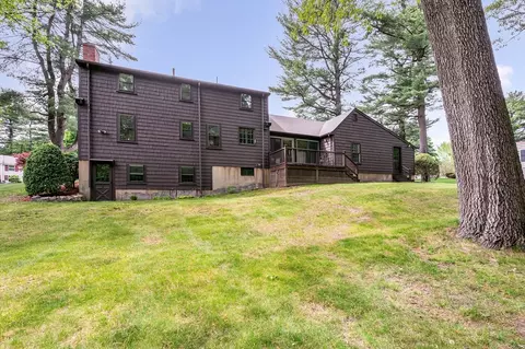 55 Blueberry Ln, Reading, MA 01867 photo 34