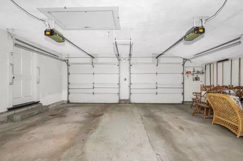 55 Blueberry Ln, Reading, MA 01867 photo 32