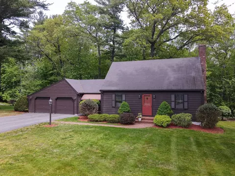 55 Blueberry Ln, Reading, MA 01867 photo 36