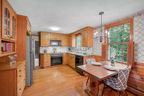 55 Blueberry Ln, Reading, MA 01867 photo 4