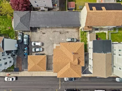 Exterior - 41 Barnes St, Fall River, MA 02723 photo 7 of 7