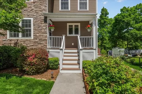 6 Lincoln Ave #6, Plainville, MA 02762