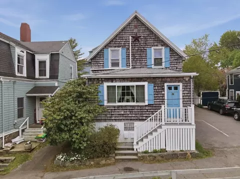 Exterior - 16 Evans Rd #2, Marblehead, MA 01945 photo 1 of 7