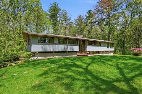 50 Carlisle Pines Dr, Carlisle, MA 01741