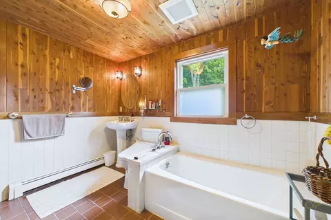 Bath - 70 Neponset St, Canton, MA 02021 photo 4 of 4