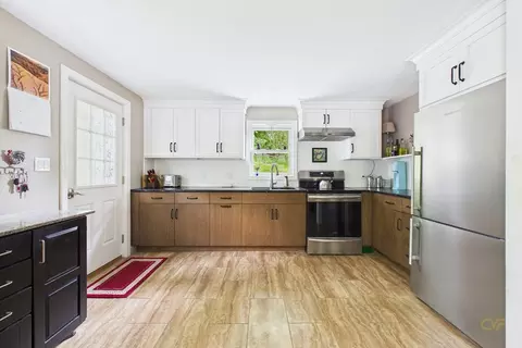 Kitchen - 70 Neponset St, Canton, MA 02021 photo 1 of 5