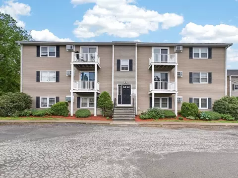 1575 Braley Rd #28, New Bedford, MA 02745