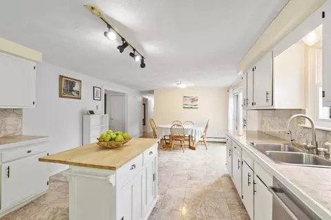 12 Murphy, Hudson, MA 01749 photo 5