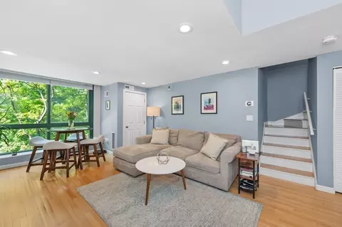 42 Eighth #3315, Boston, MA 02129