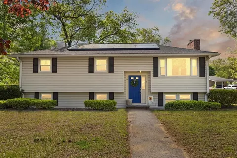 1 Myrtle Ave, Westford, MA 01886