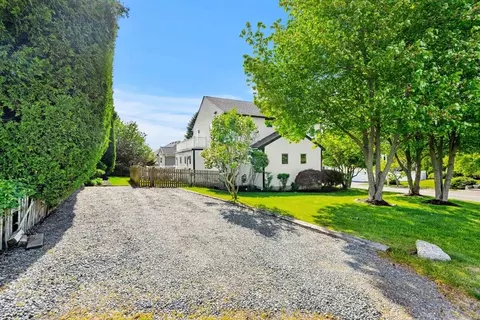 Exterior - 53 Gerald Rd, Marblehead, MA 01945 photo 5 of 6