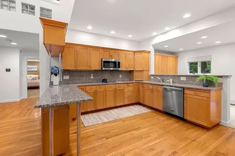 Kitchen - 53 Gerald Rd, Marblehead, MA 01945 photo 2 of 3
