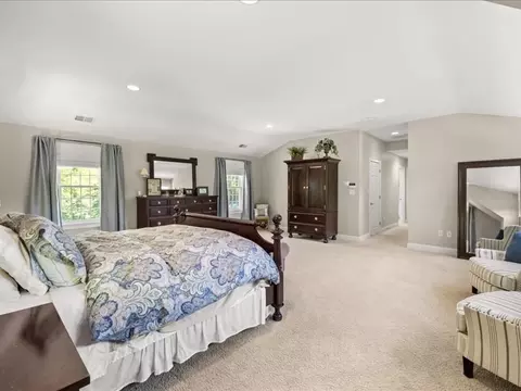 524 Elm St E, Raynham, MA 02767 photo 24