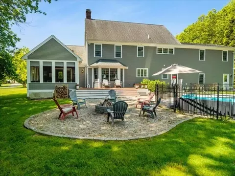 524 Elm St E, Raynham, MA 02767 photo 33