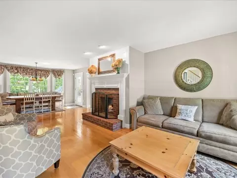 524 Elm St E, Raynham, MA 02767 photo 10