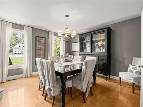 524 Elm St E, Raynham, MA 02767 photo 17