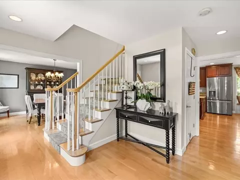 524 Elm St E, Raynham, MA 02767 photo 12