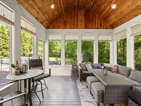 524 Elm St E, Raynham, MA 02767 photo 15