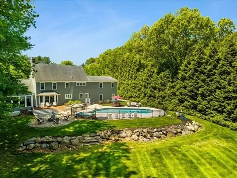 524 Elm St E, Raynham, MA 02767 photo 30