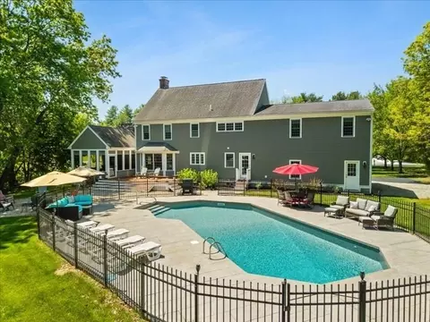 524 Elm St E, Raynham, MA 02767 photo 32