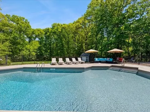 524 Elm St E, Raynham, MA 02767 photo 31