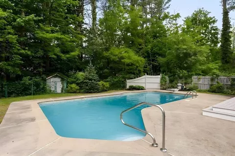 Exterior - 10 Forrest Rd, Walpole, MA 02081 photo 5 of 5