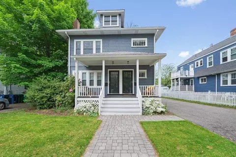 105-107 Adena Rd #105, Newton, MA 02465