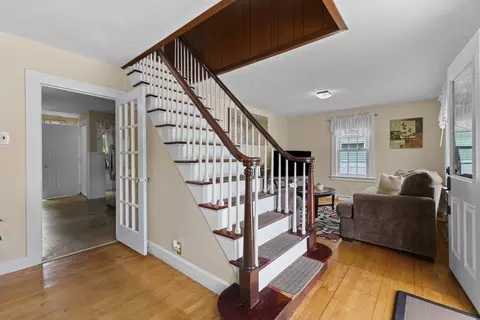 28 Spring St, Webster, MA 01570 photo 11