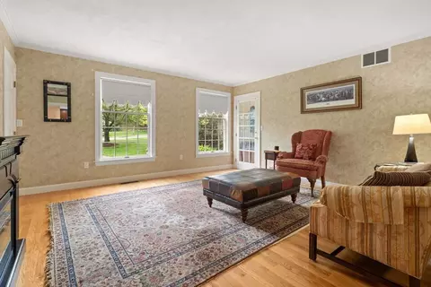 37 Old Planters Rd, Beverly, MA 01915 photo 18