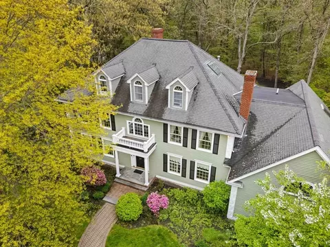 37 Old Planters Rd, Beverly, MA 01915 photo 3