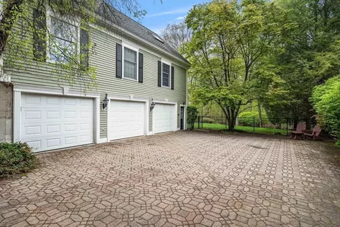 37 Old Planters Rd, Beverly, MA 01915 photo 39