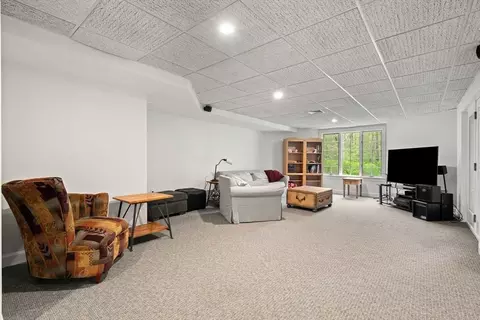 37 Old Planters Rd, Beverly, MA 01915 photo 36