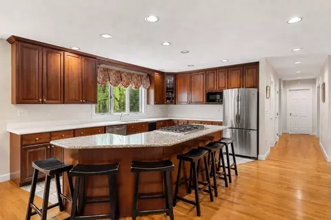 37 Old Planters Rd, Beverly, MA 01915 photo 12